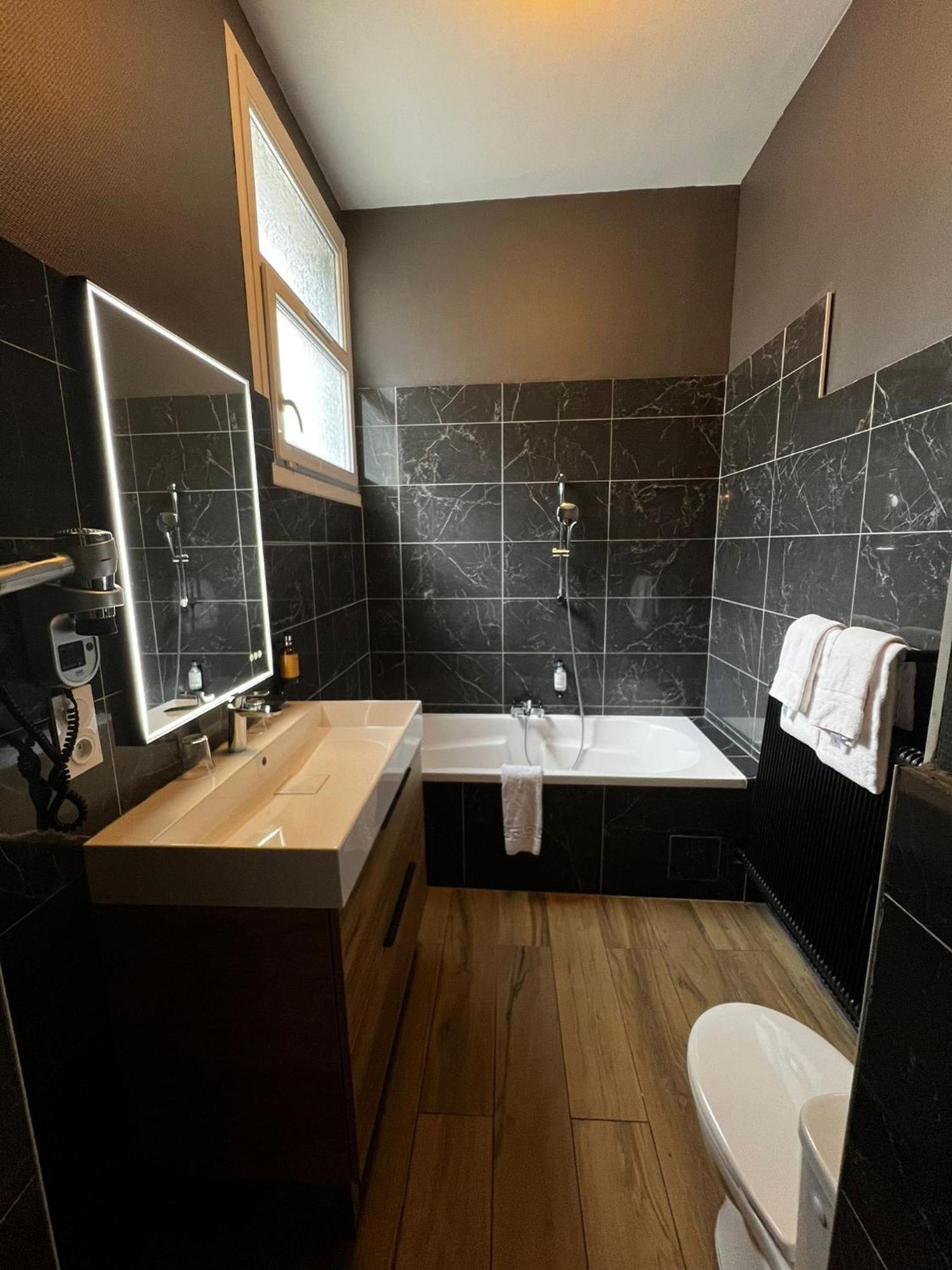 Hotel Saint-Julien Angers Rom bilde